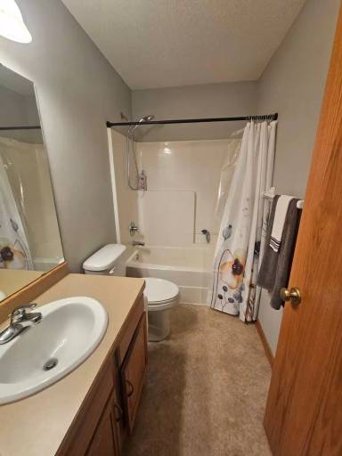 Main picture of 3838 Regent Ave N