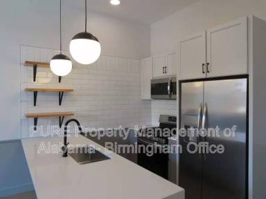 Main picture of 2212 Morris Ave