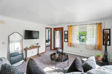 Main picture of 3517 W Galbraith Rd