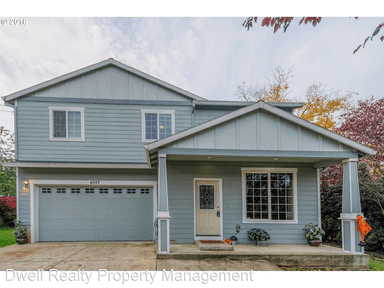 Main picture of 4557 NE Sumner St
