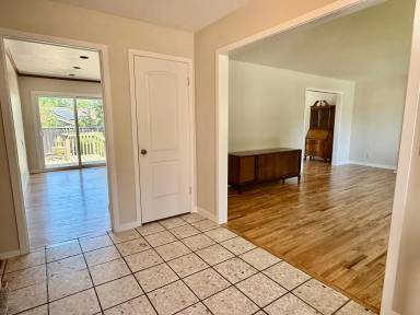 Main picture of 1123 Lillick Dr