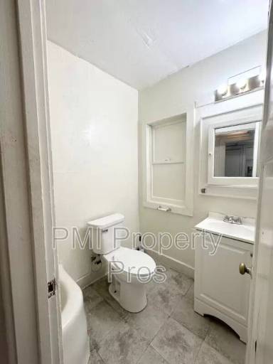 Main picture of 1720 W Atkinson Ave