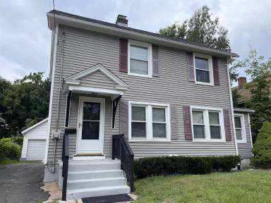 Main picture of 38 Hine St
