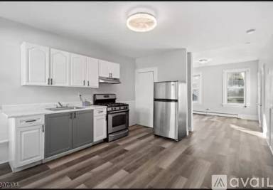 Main picture of 96 Hopper St