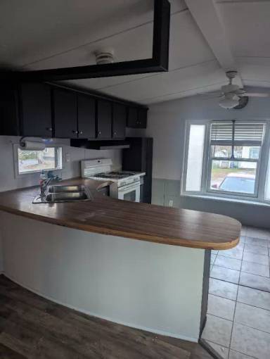 Main picture of 8 Geer Rd