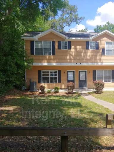 Main picture of 1229 Lake Ave