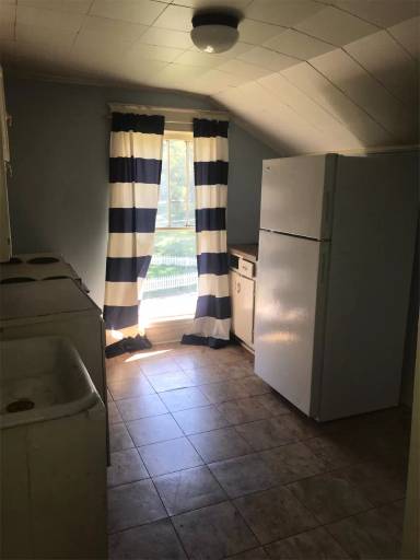 Main picture of 213 E Mattielou St