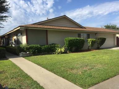 Main picture of 1522 W Stanford St