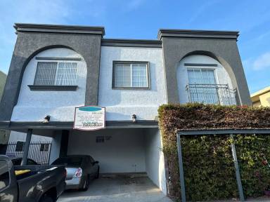 Main picture of 12721 Matteson Ave