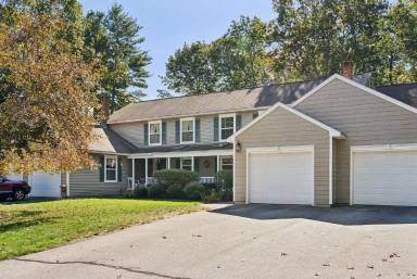 Main picture of 7 Dunnhill Dr