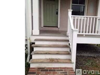 Main picture of 902 N 9th St