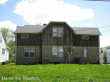Main picture of 439 Gladys St