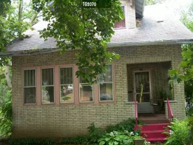 Main picture of 515 S Ottawa Ave
