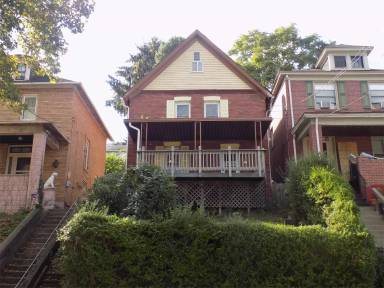 Main picture of 31 Elm Ln