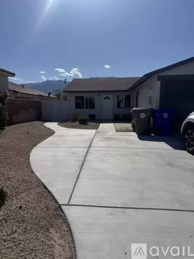 Main picture of 32585 Cielo Vista Rd