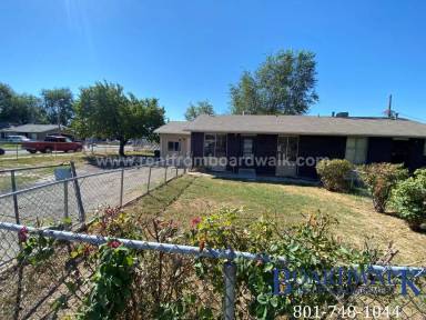 Main picture of 1453 W 2320 S