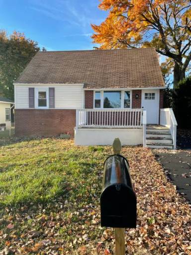 Main picture of 302 Fourth Ave