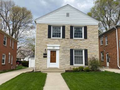 Main picture of 2657 N 63rd St