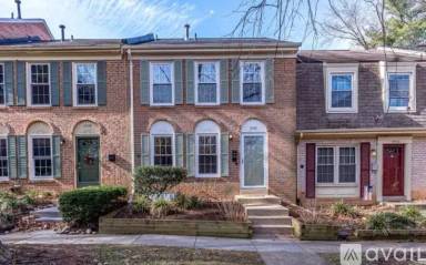 Main picture of 11910 Saint Johnsbury Ct