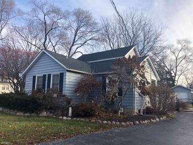 Main picture of 71 S Williams St