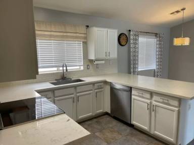Main picture of 36605 W Padilla St
