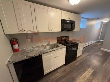 Main picture of 5614 Walnut St
