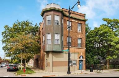 Main picture of 3100 N Western Ave