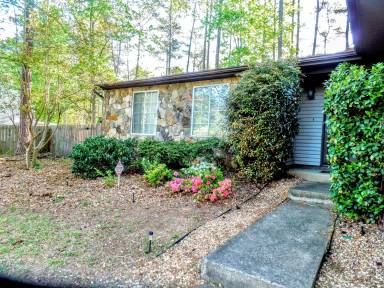 Main picture of 365 Sheringham Ct