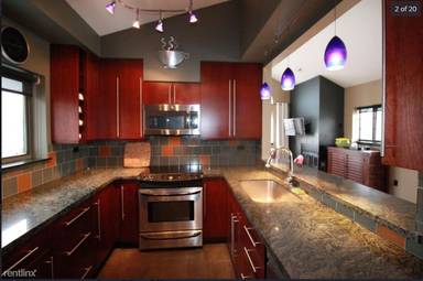 Main picture of 345 Fillmore St