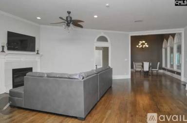 Main picture of 209 Silver Lake Rd E