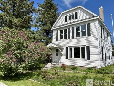 Main picture of 1416 Elm Ave