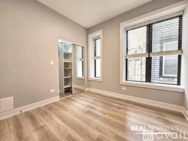 Main picture of 428-438 W Belden Ave