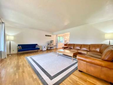 Main picture of 608 S 22nd Ave