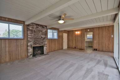Main picture of 127 Dalma Dr