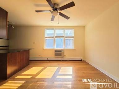 Main picture of 625 W Wrightwood Ave Apartments