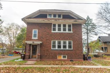 Main picture of 1711 10th St