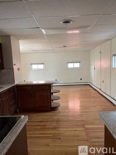 Main picture of 1551 1/2 Northampton St