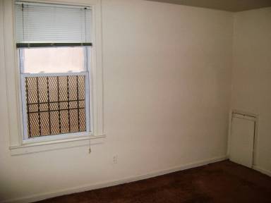 Main picture of 515 12th St SE
