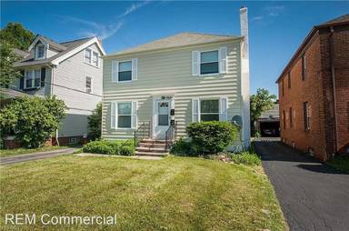 Main picture of 13641 Cedar Rd