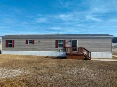 Main picture of 205 W Tower Ln