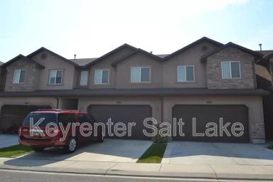 Main picture of 1989 N Belmont Dr
