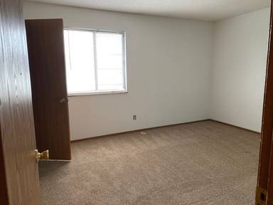 Main picture of 16 Woodland Oaks Dr