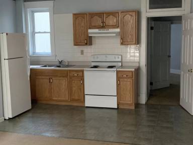Main picture of 235 W Main St