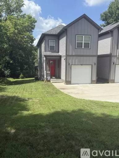 Main picture of 3205 Lincoln Ave