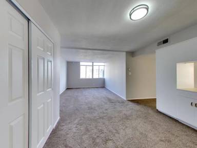 Main picture of Somerset Apartments