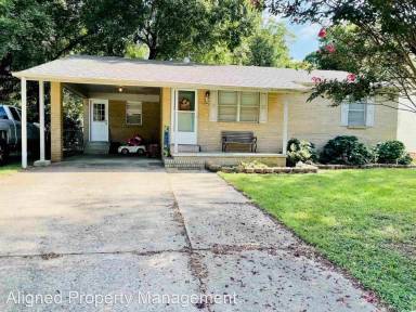 Main picture of 11 Evergreen Dr