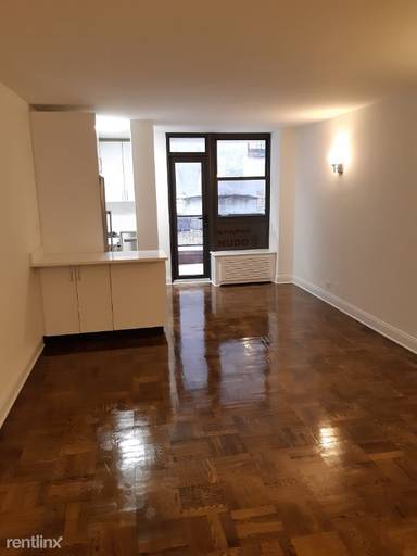 Main picture of 165 E 35th St Apartments