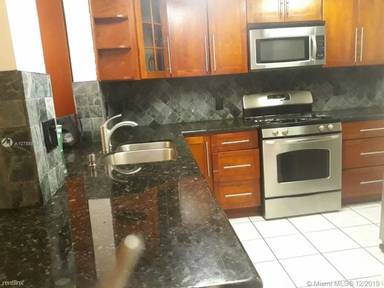 Main picture of Dadeland Grove