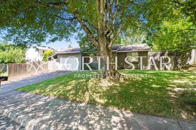 Main picture of 6269 SW Southwood Dr
