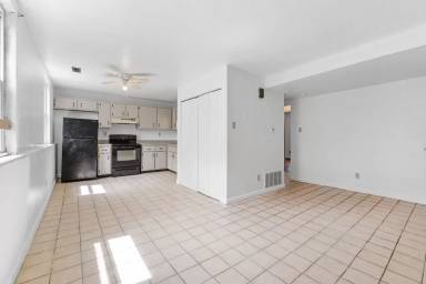 Main picture of 334 Mount Everest Dr